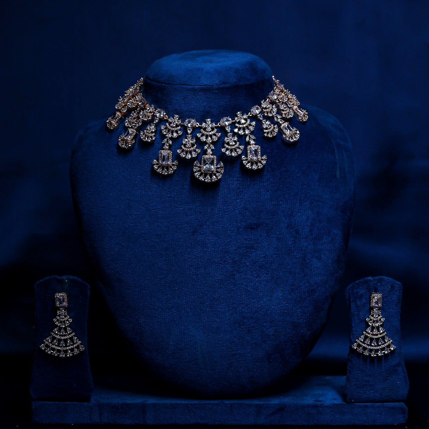 The Emerald Cut Rose Gold Bridal Maang Tikka Set