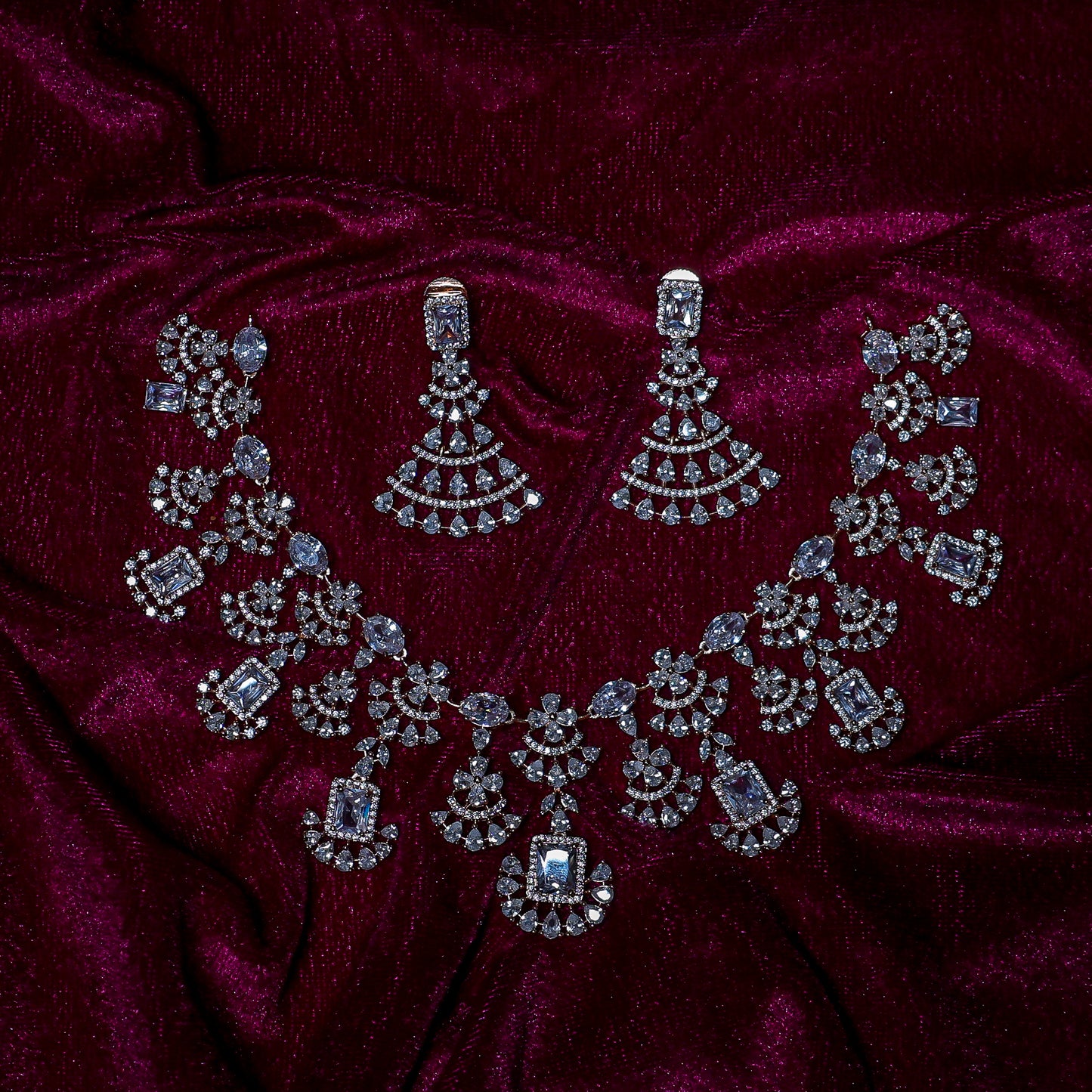 The Emerald Cut Rose Gold Bridal Maang Tikka Set