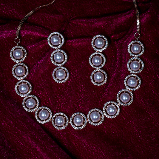 The Contemporary Pearl & Diamond Look Cluster Set