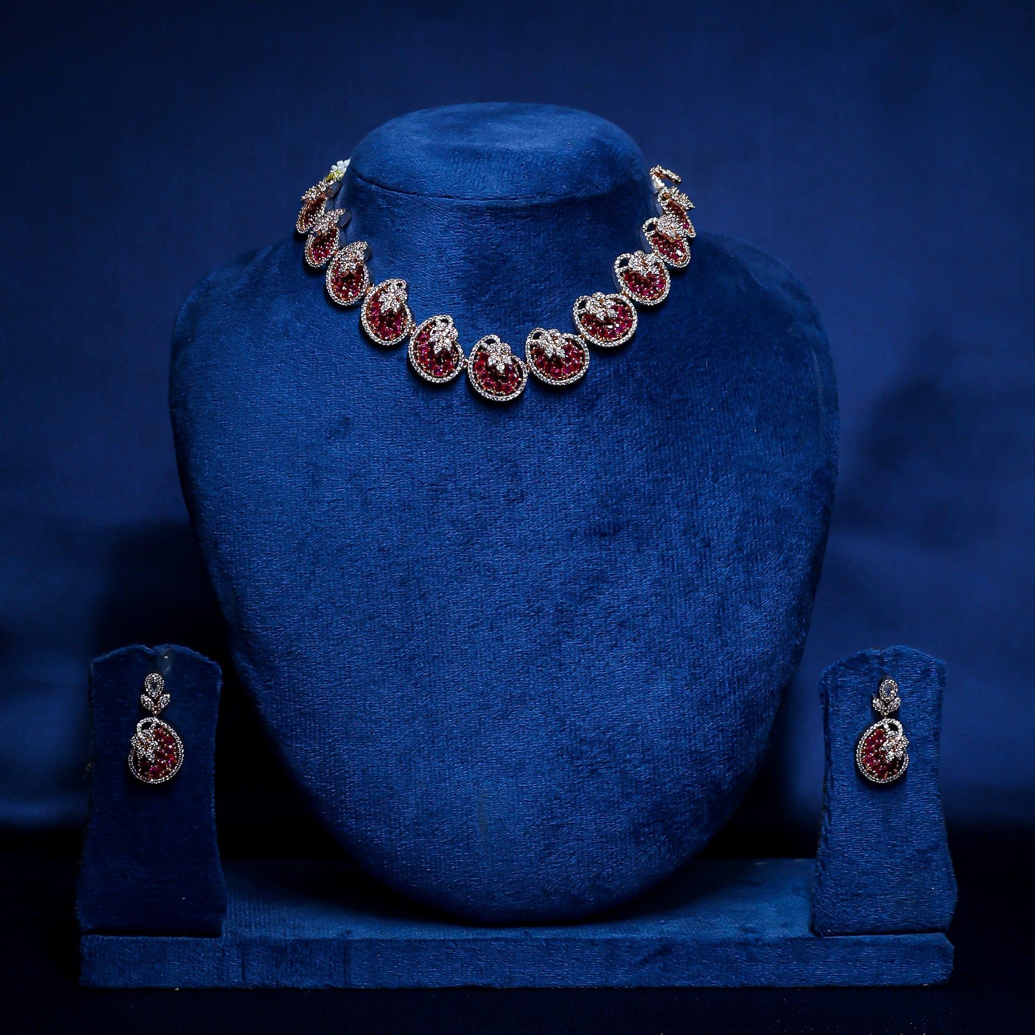 The Garnet Gemstone Heritage Choker Set