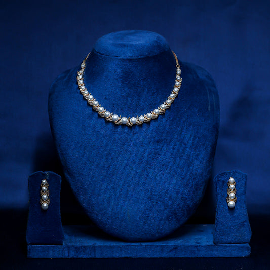 he Pearl & CZ Leaf Motif Choker Set