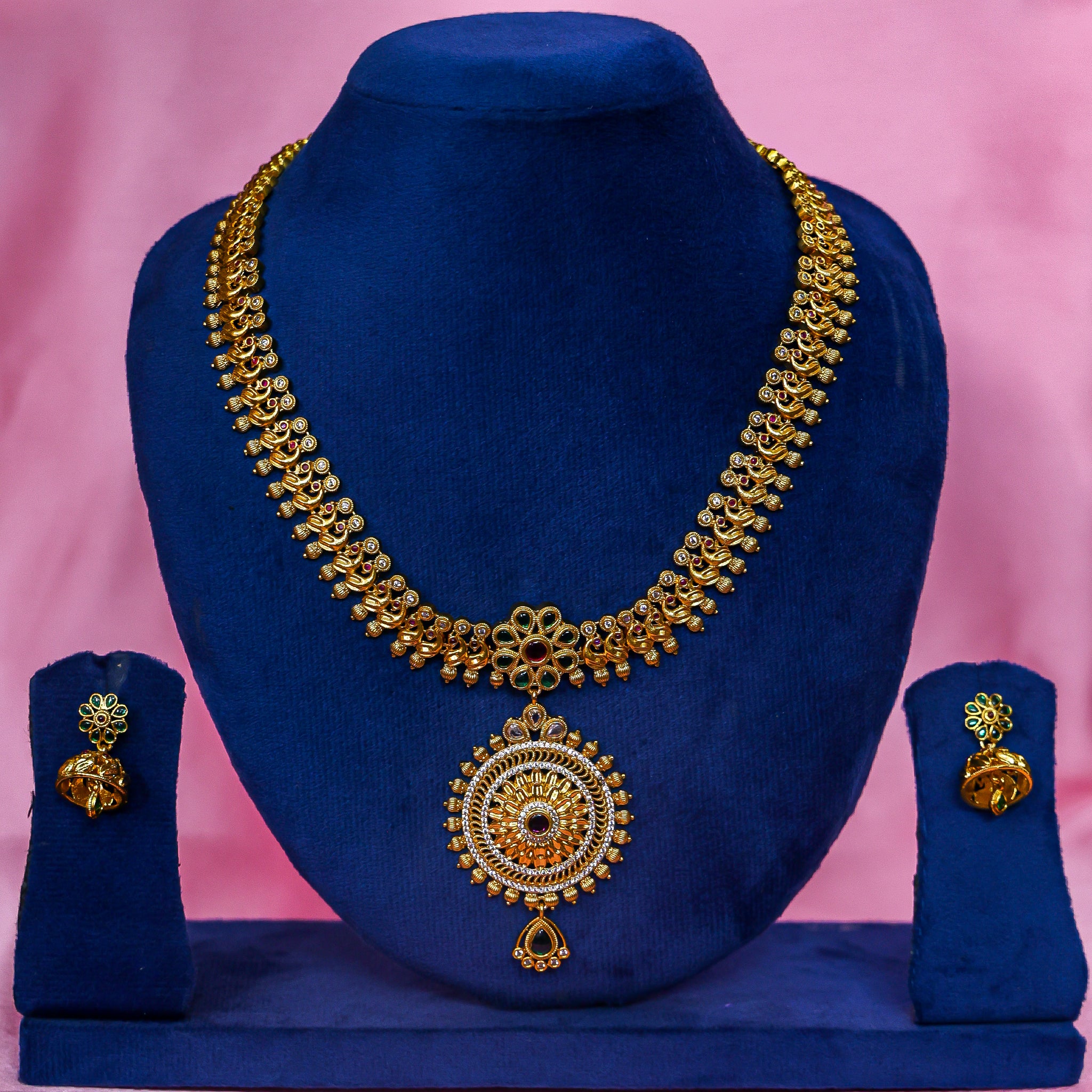 Kempu Stone Chakra Pendant Mala