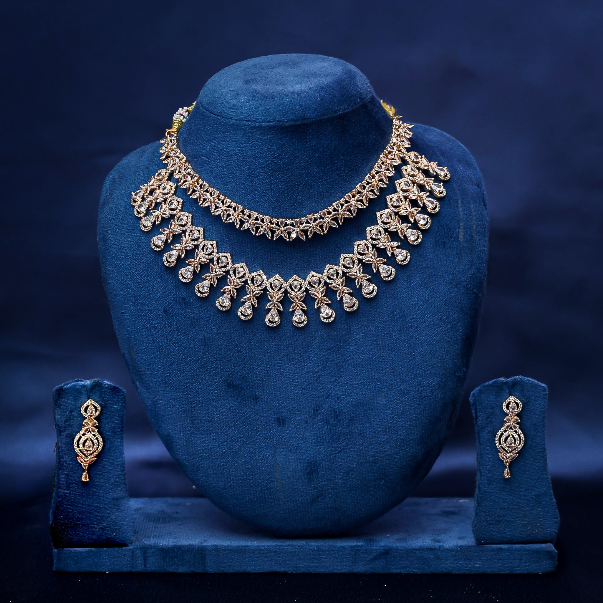 The Floral Starburst Bridal Diamond Set