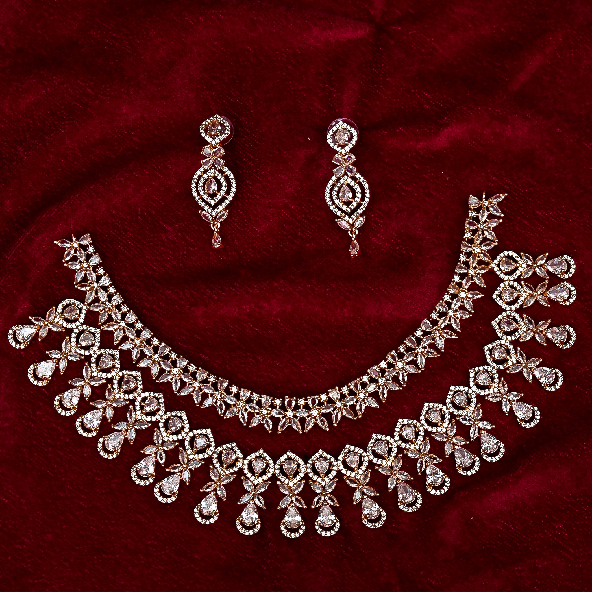 The Floral Starburst Bridal Diamond Set