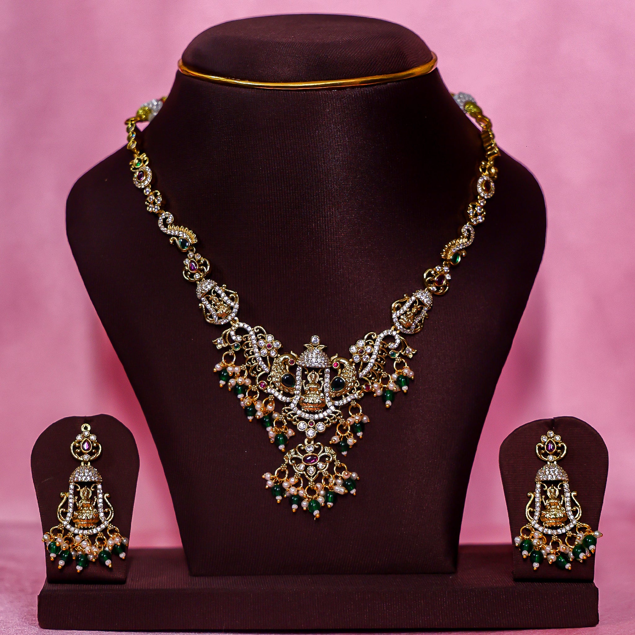 Antique Green Bead Necklace Set