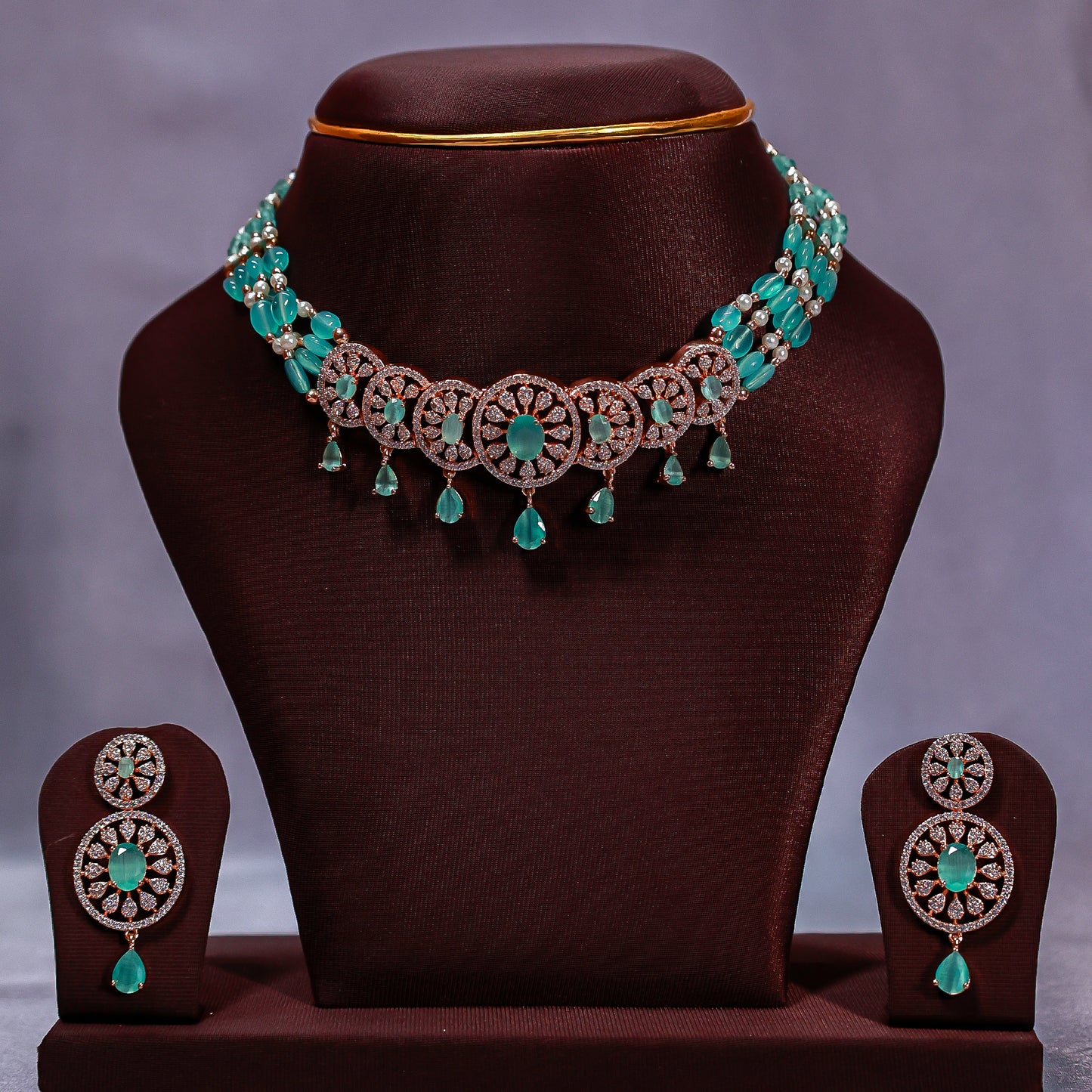 Mint/Teal Quartz & Pearl Circular Medallion Choker Set